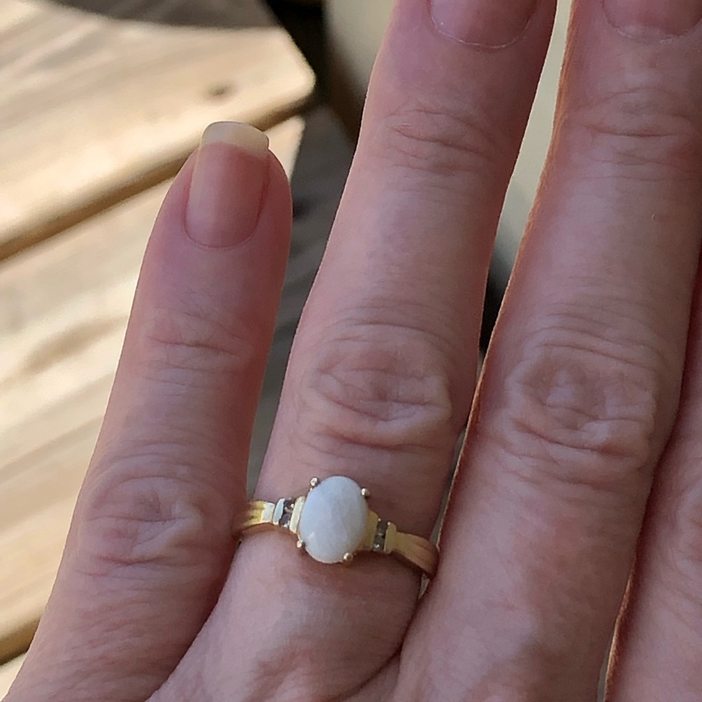 14K Vintage Opal & Diamond Ring